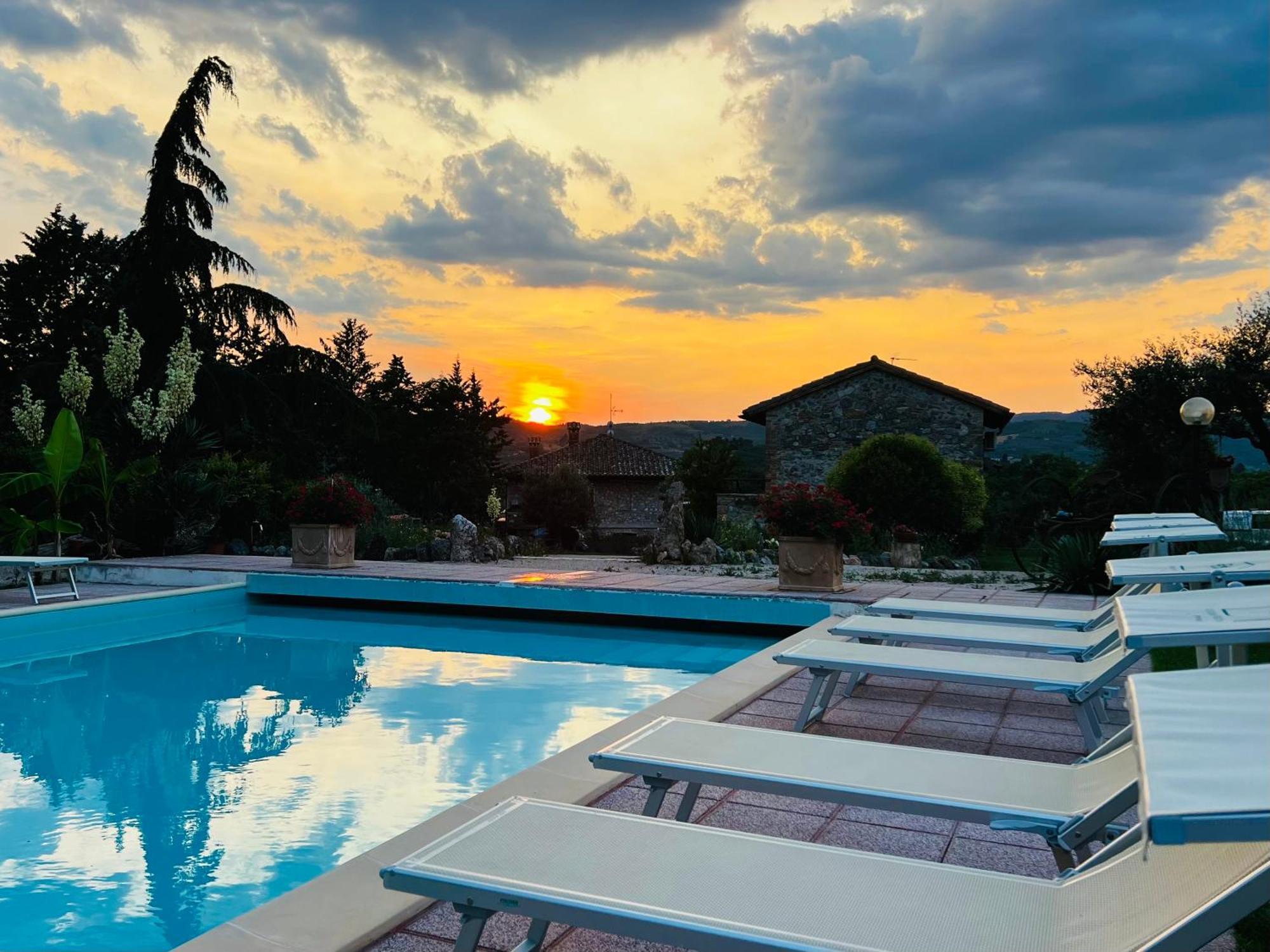 Le Case Di Lisetta Holiday Homes Корчано Экстерьер фото