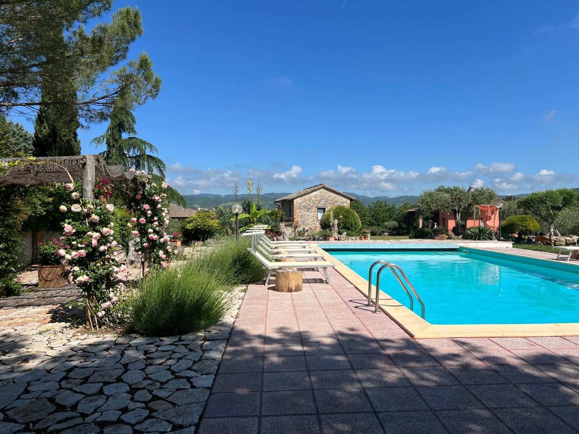 Le Case Di Lisetta Holiday Homes Корчано Экстерьер фото
